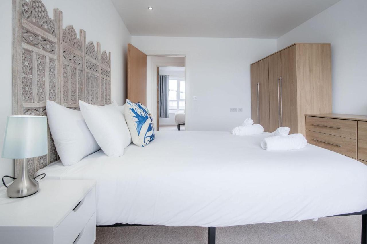 The Penthouse - 3 Bedroom - *
